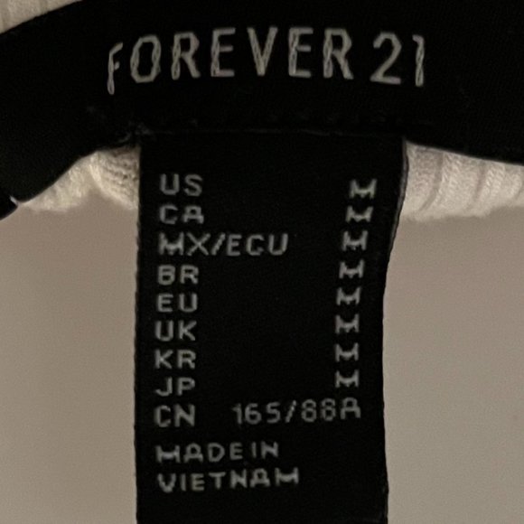 forever 21 white off shoulder crop top - Picture 2 of 5